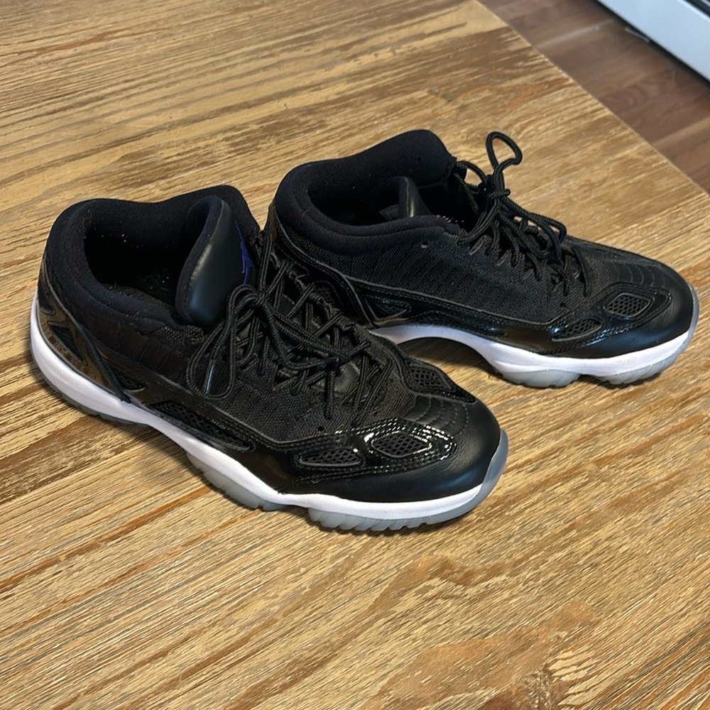 Jordan 11 Retro Low Space Jam Men's Shoes Size 9